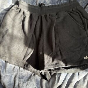 Alo Yoga Women's Black Shorts Low Key Sweat Short
Color: Black medium